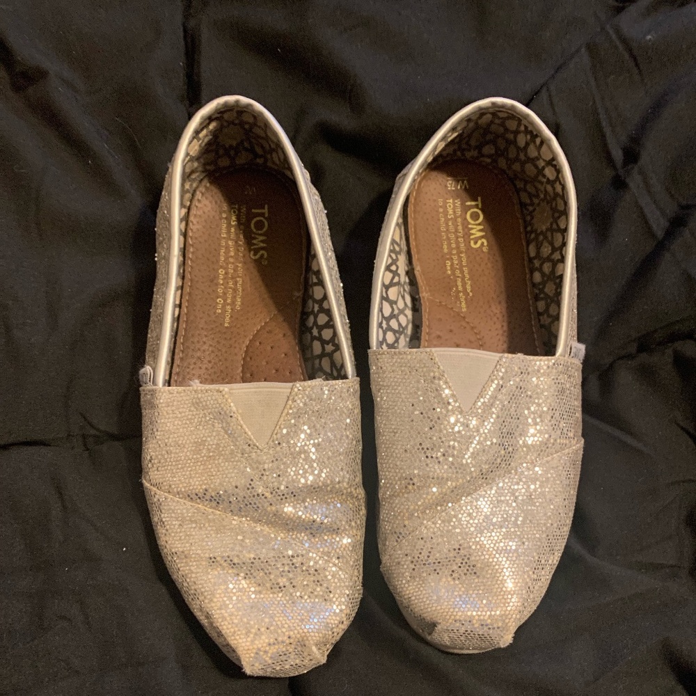 Sliver Glitter Toms
